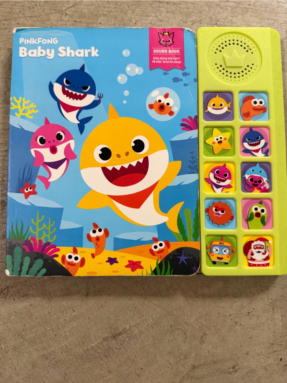 Baby shark musical/Sound Book